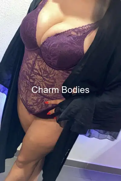 Yara - Escort Mädchen Strasbourg