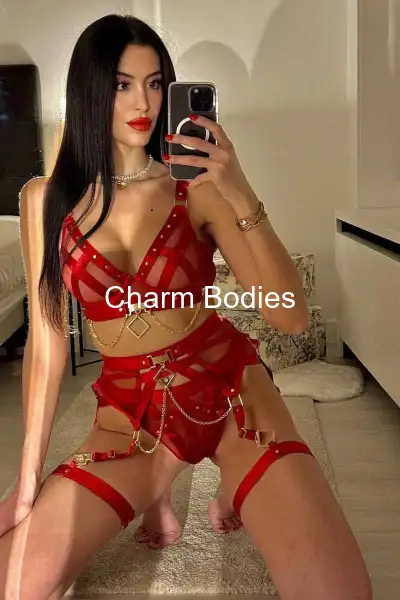 Lola Top Model - Escorte Girl 17éme Arrondissement des Batignolles Monceaux