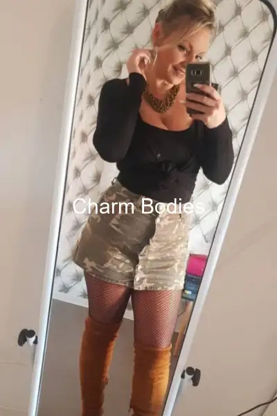 LUCIE - Escort Mädchen Albi