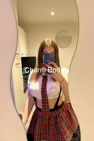 NinonLau - Escort Mädchen Lyon