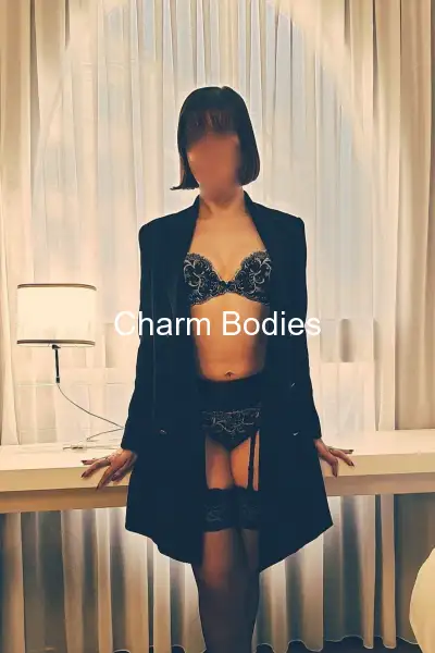 Luciie - Escort Mädchen Lille