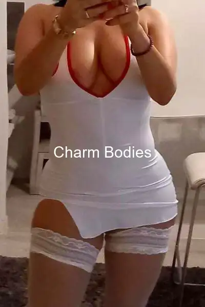 Cataline - Escort Mädchen Megève