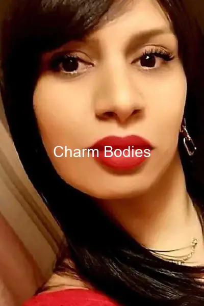 Charlotte Bombe - Escort Mädchen Rouen