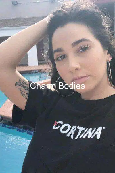 Carlina - Escort Girl Clermont Ferrand