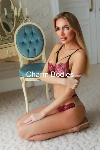 Molly - Escorte Girl 16éme Arrondissement de Passy
