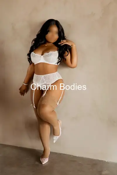 Whitney Carrington - Escort Girl Bordeaux