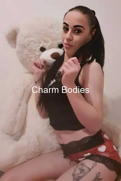 I RALUCA - Escort Girl Nantes
