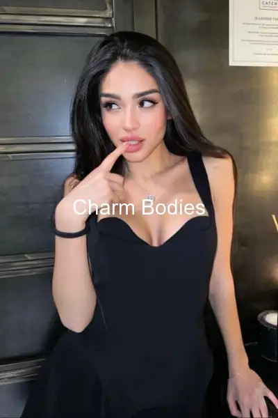 Yana - Escort Mädchen Paris