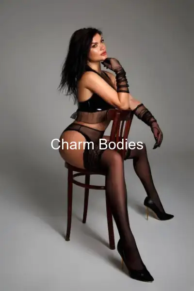 VIKI - Escort Mädchen Paris