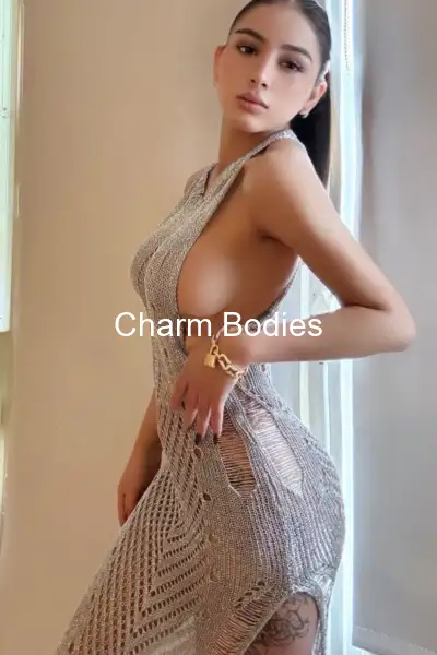 BELINDA - Escort Mädchen Paris