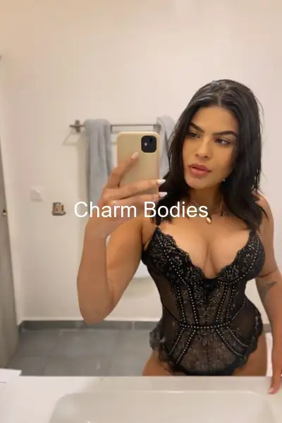 Mavie Chaudasse - Escort Mädchen Mende