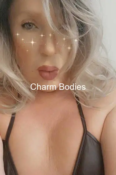 KatiaTravestieDeParis - 7