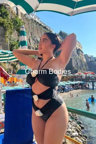 Lesly - Escort Girl Paris