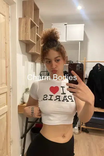 Annabella - Escorte Girl Clermont Ferrand