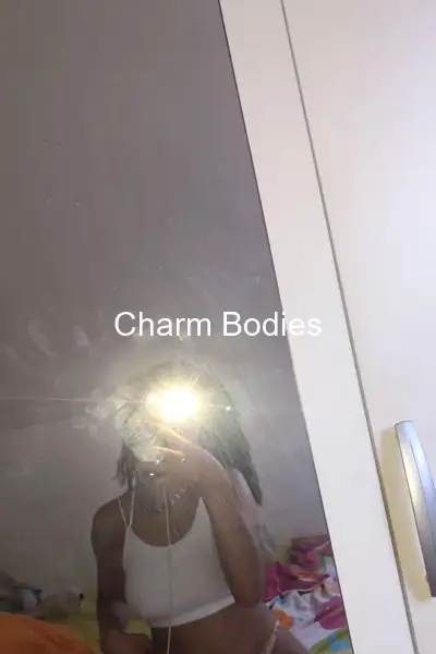 Shanna - Escort Mädchen 8éme Arrondissement de Élysée