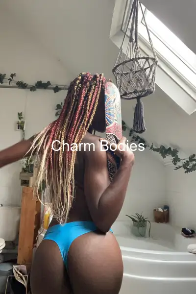 Cerise - Escort Mädchen Lyon
