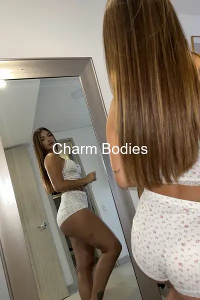 Ninelle - Escort Mädchen Chambéry
