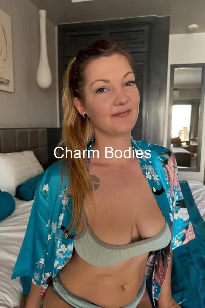 Emma Mougin - Escort Girl Brest