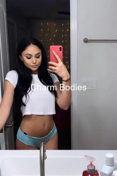 Emily - Escorte Girl Grenoble