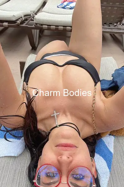 Adeline - Escort Girl Vannes