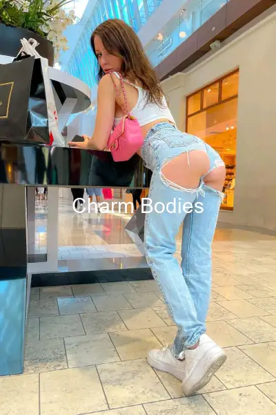 Maeva Alice - Escorte Girl Calais