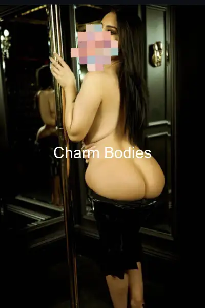 CourtisaneIrakienne - Escorte Girl Issy les Moulineaux