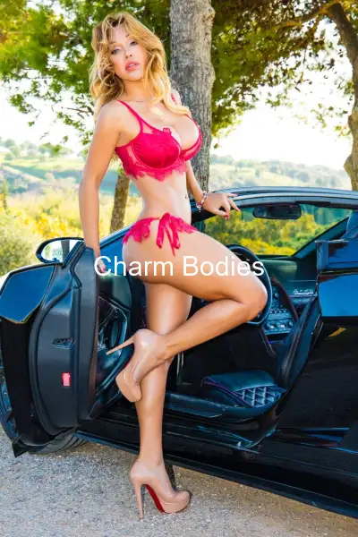 Agustyna - Escort Mädchen Mandelieu
