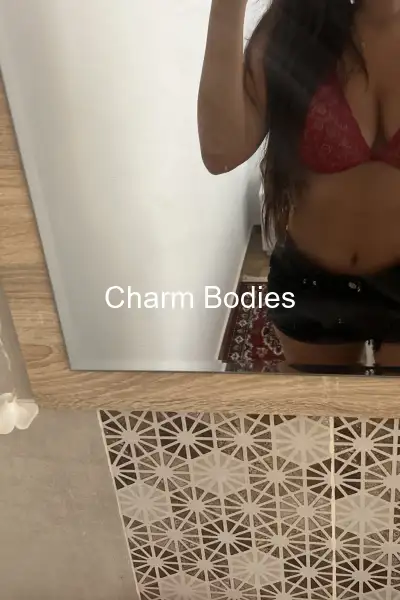 Emma - Escorte Girl Paris