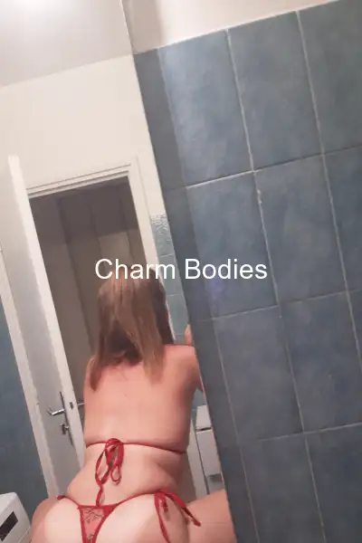 Lyanna Coquine Francaise - 5