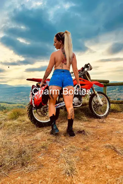 Mila - Escort Mädchen Toulouse