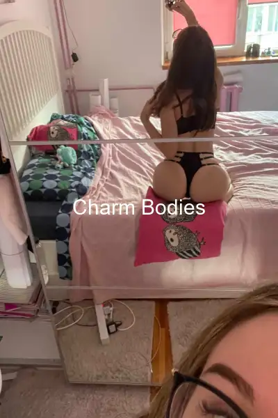 Bella - Escort Mädchen Champagne au mont d'or