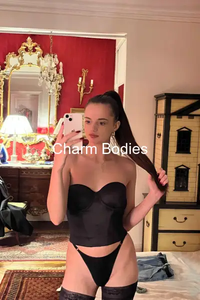 Margo - Escort Girl 3éme Arrondissement du Temple