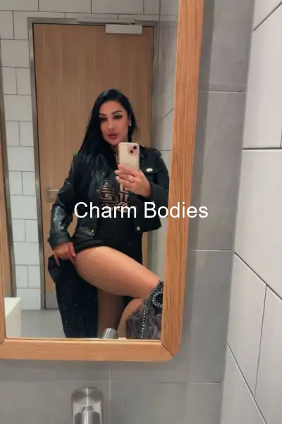 Lina72 - Escort Mädchen Rennes