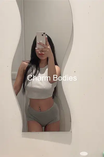 Yaang - Escorte Girl 16éme Arrondissement de Passy