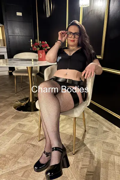 PAOLA - Escort Girl Lyon