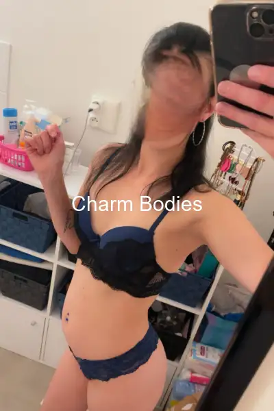 Lalycaline - Escorte Girl Roye