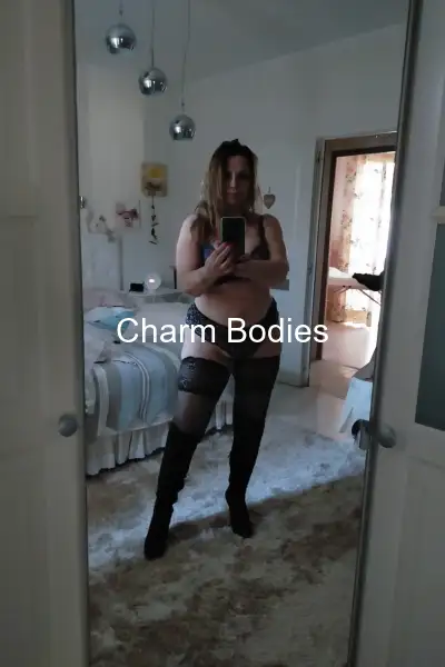 MARIANNE 71 - Escort Mädchen Mâcon