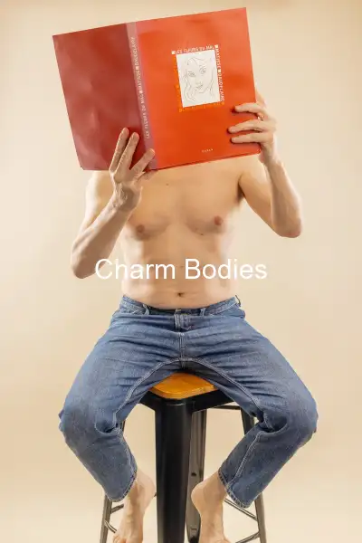 1001 baisers et cunnis - Escort Male Paris