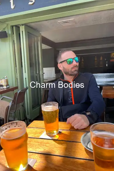 Baz137 - Escorte Male Marseille