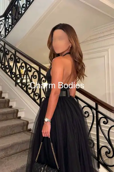 Emily Latina - Escort Girl 8e Arrondissement de l’Élysée