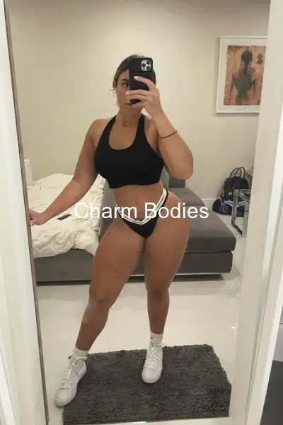 Elysa - Escort Girl 17éme Arrondissement des Batignolles Monceaux