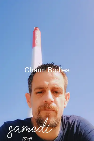 Rencontre - Escorte Male Trignac