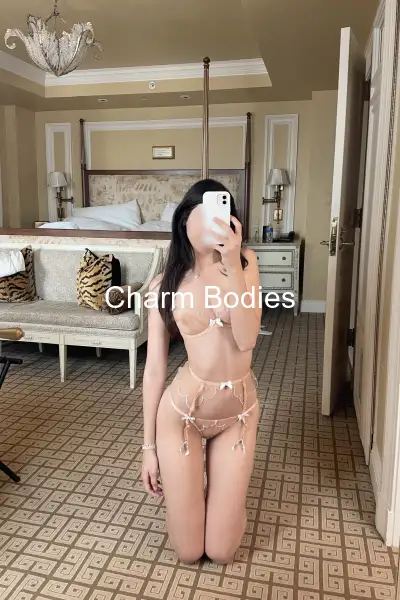 Louisa luxury - Escort Girl Montluçon