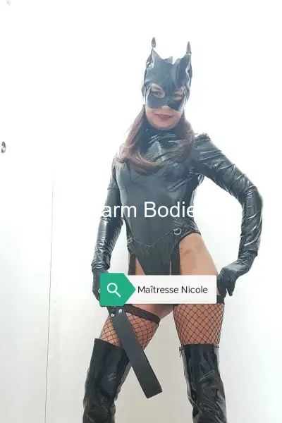Maitresse Nicole - Escort Girl 2 Arrondissement de la Bourse