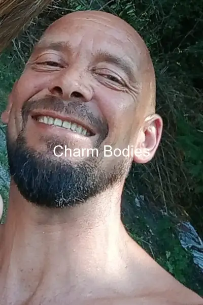 Yan 001 - Escorte Male Oyonnax