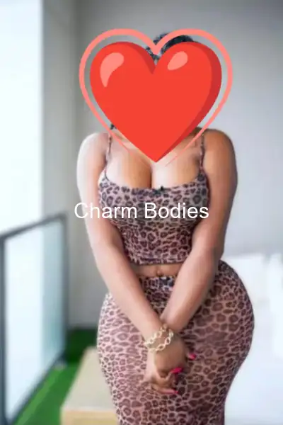 Coco - Escorte Girl Lens