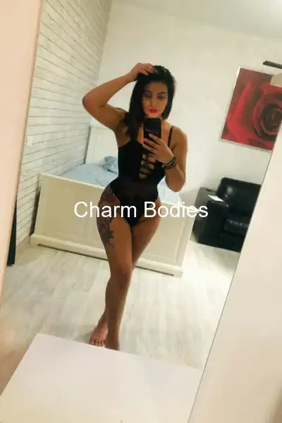 Channel - Escort Girl Paris