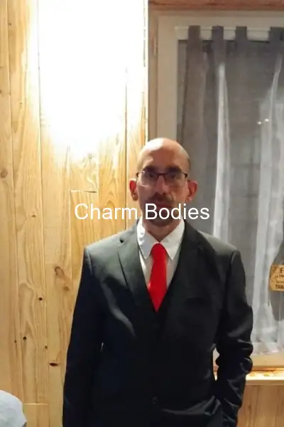 Homme 42 ans pour massge et accompagnement - 5