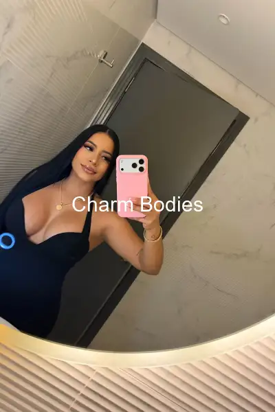 Chloe Colombie 75 - 12