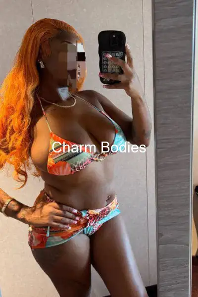 Laurie12 - Escort Girl Tours